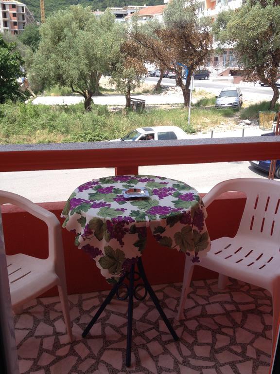 Apartments Holiday Budua Camera foto