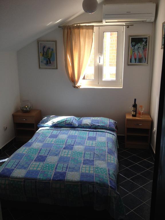 Apartments Holiday Budua Esterno foto