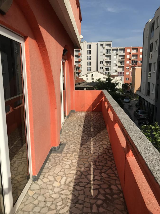 Apartments Holiday Budua Esterno foto
