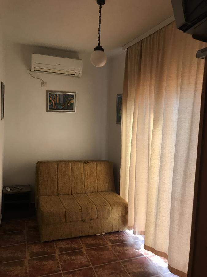 Apartments Holiday Budua Esterno foto